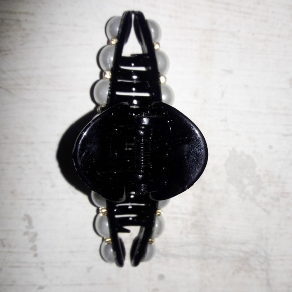 Black Claw Hair Clip with Crystals & Pearls - Picture 7 of 8